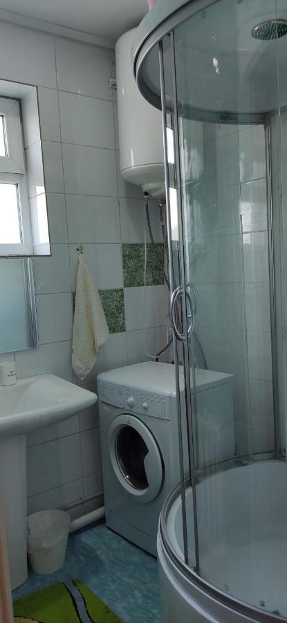 Apartment In The Karakol Heart Екстериор снимка