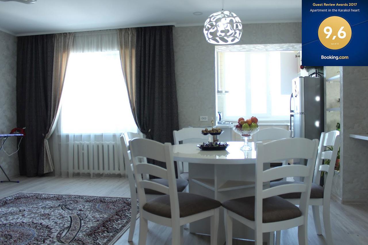 Apartment In The Karakol Heart Екстериор снимка